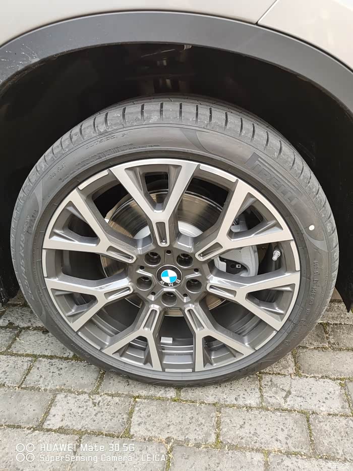 宝马x1轮胎是韩泰轮胎正确吗?