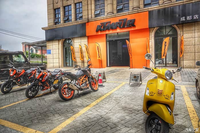 【图】新款ktm390成都到店,高清美图走一波_摩托车论坛_汽车之家论坛