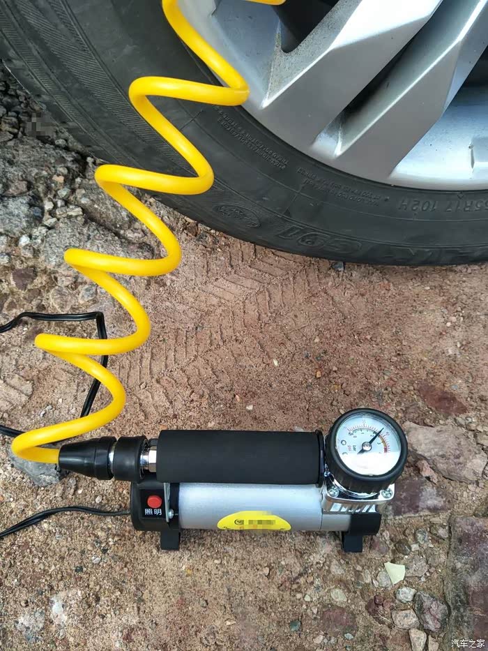 深圳长安车友会209automan之便携式轮胎充气泵使用方法