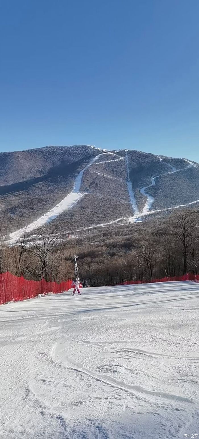 北大壺的人雪道真的非常多 一天都滑不全