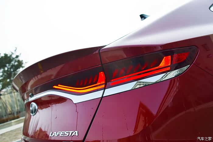 豪门助威#体验北京现代菲斯塔,分析车友会足球比赛