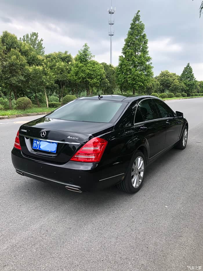 随手街拍奔驰s级靓影