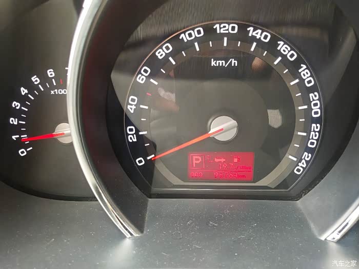 12款智跑的油耗有点感人老智跑的朋友吗你们的油耗都显示多少