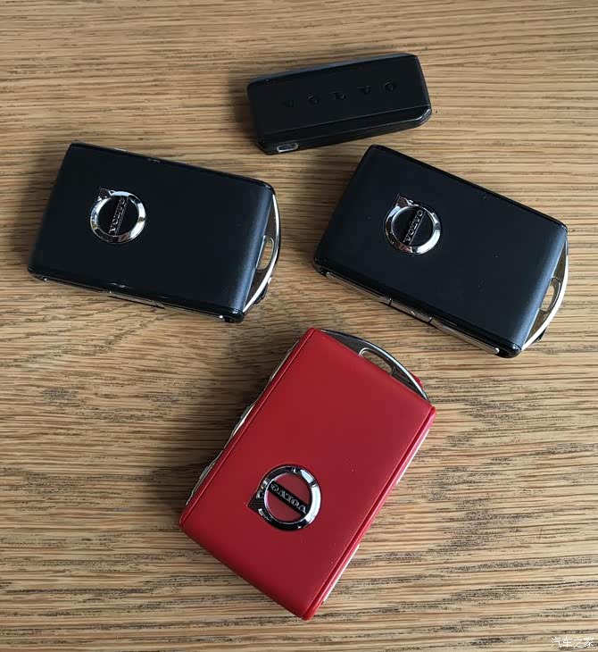 【图】配置不一样钥匙颜色也不一样吗?_沃尔沃xc40论坛_汽车之家论坛