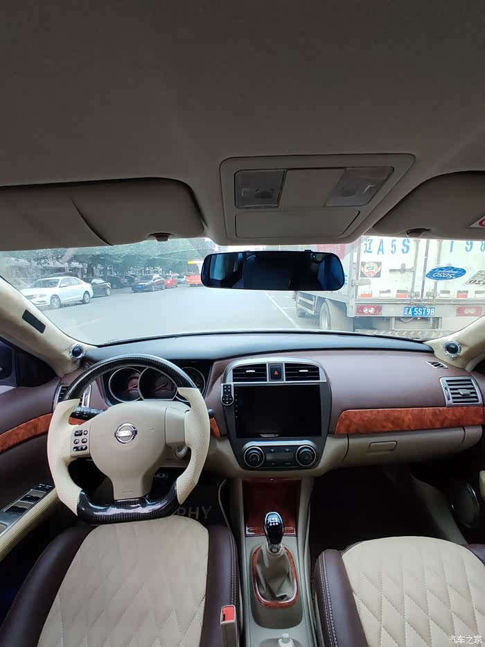 轩逸经典的内饰改装谁还说内饰差
