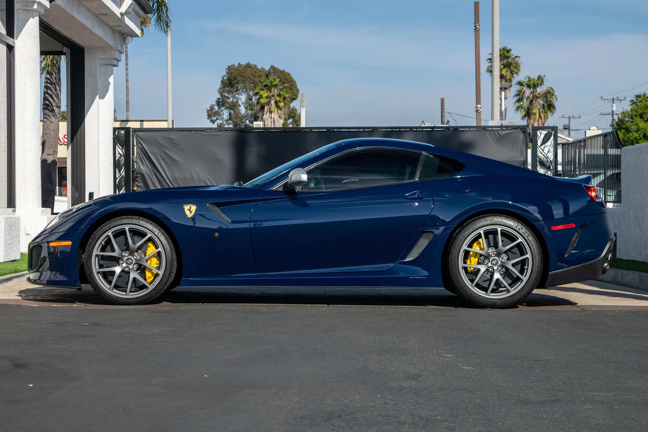 【图】巨大的刹车卡钳提供了足够的制动力_法拉利论坛_汽车之家论坛