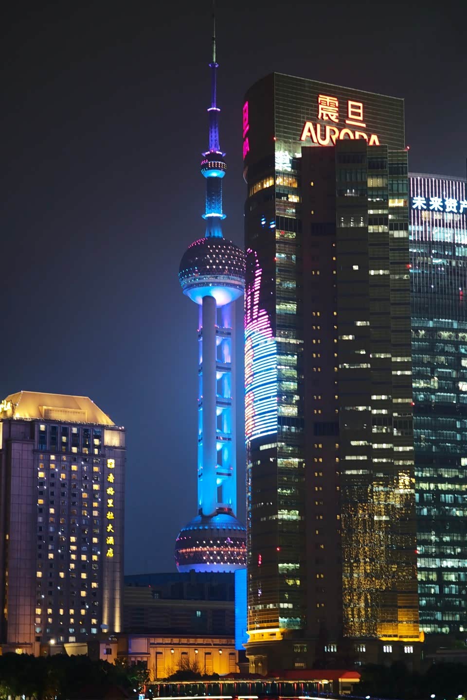 人生是场旅途,如果你岁月静好,就有人在为你负重前行.