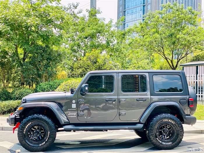 jeep系列的牧马人,把硬汉车系,表现的淋漓尽致!