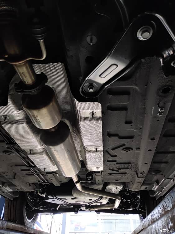 捷途x70底盘做工还是很扎实,对得起这售价