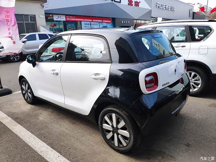 【图】继续探店4s,种草黑白猫,漂亮!_欧拉黑猫论坛_汽车之家论坛