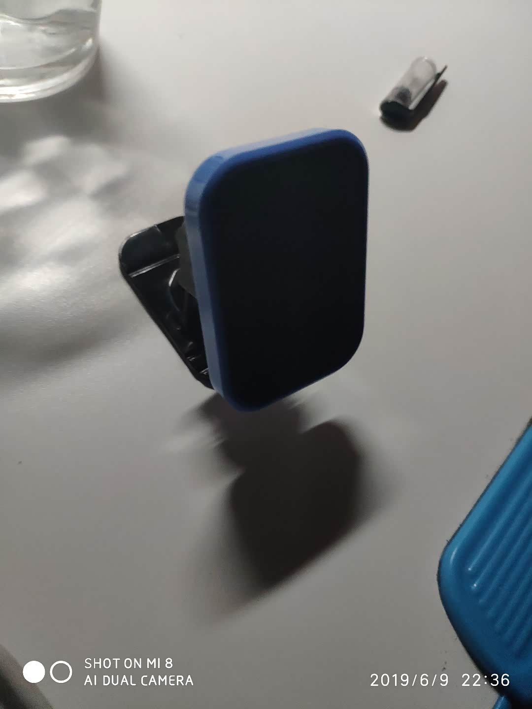 目前用过最好用的手机支架