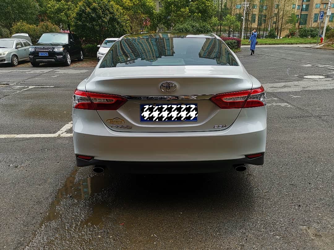 情定2019款凯美瑞2.5g豪华版铂金珍珠白(第三期)