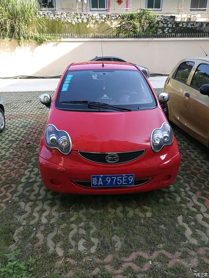 比亚迪f0自动挡2019款多少钱(比亚迪f0自动挡2019款多少钱落地)