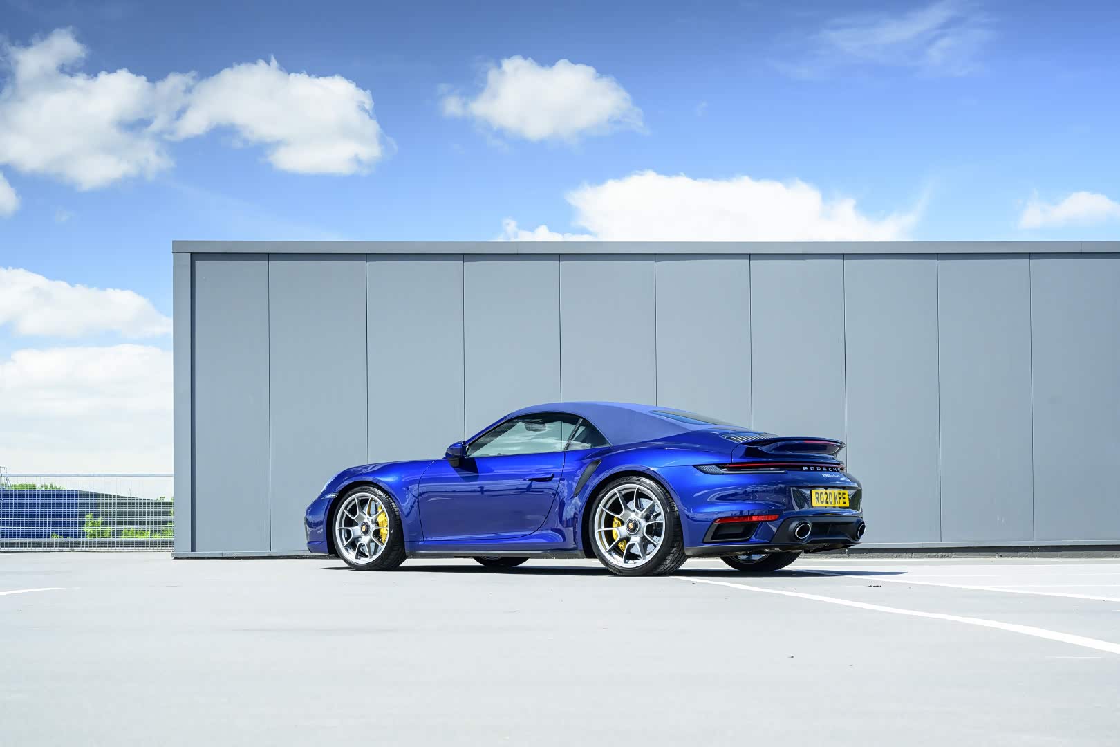 金钱收割机2021 porsche 911 turbo