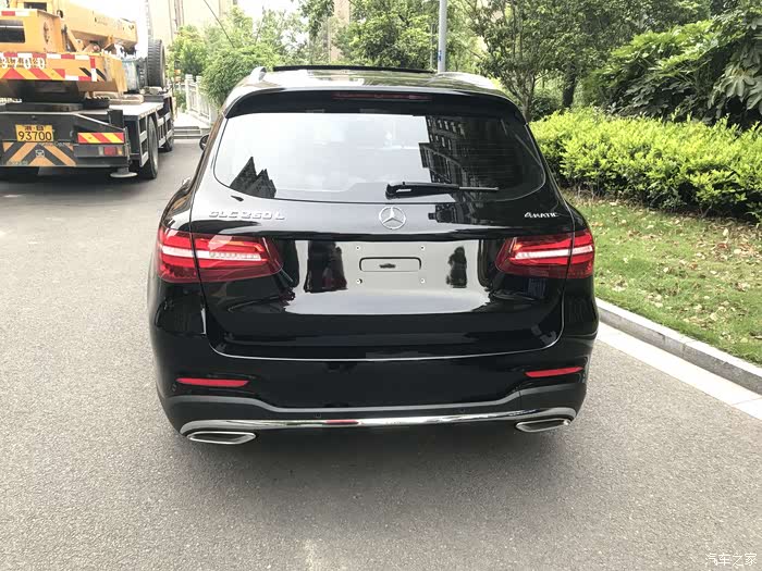 本命年喜提奔驰glc260l豪华黑外棕内使用真实感受