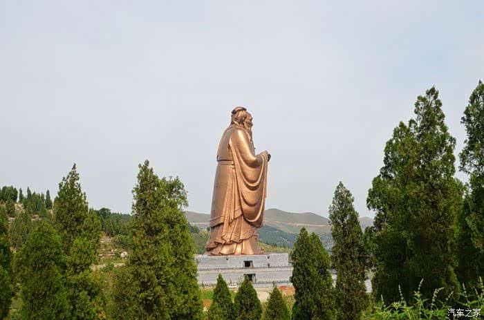尼山圣境自驾游瞻仰世界最高孔子像