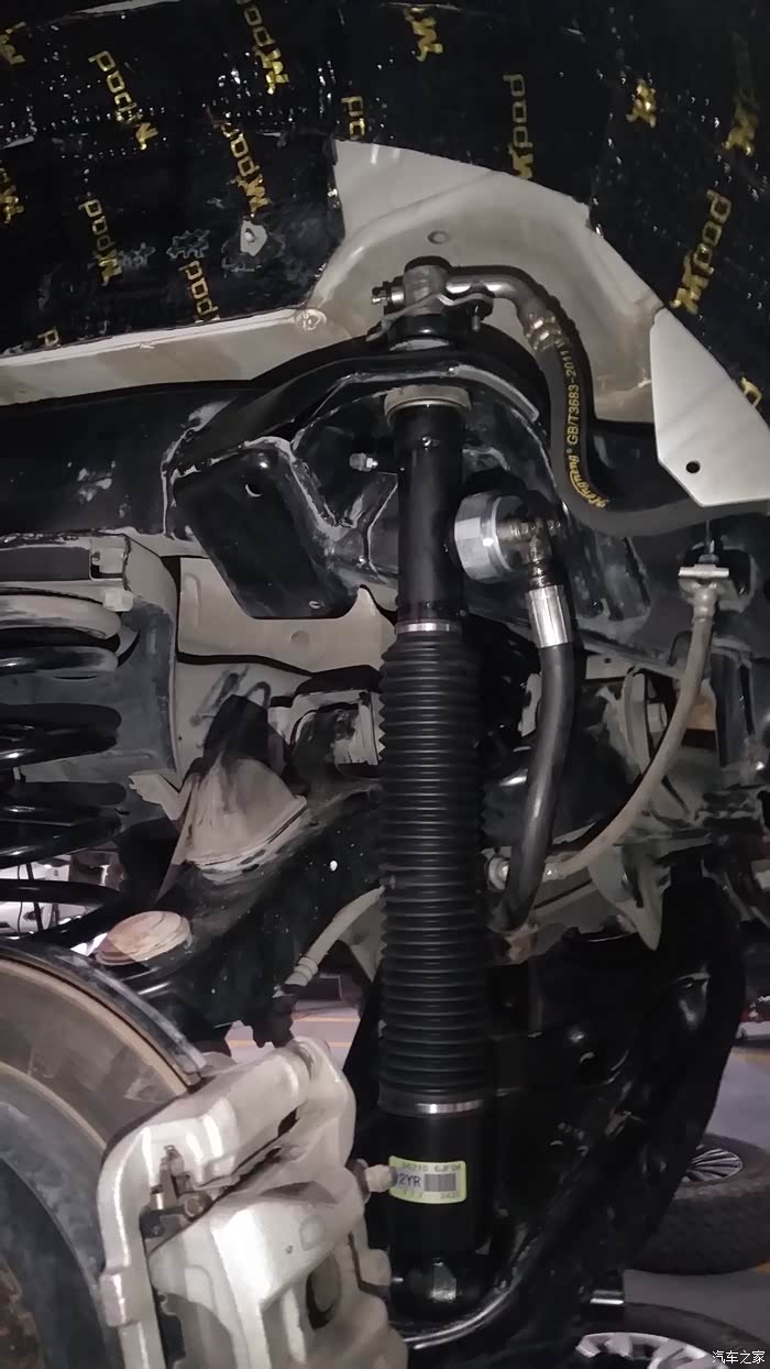 又是一台拆掉氮减改装hbmc液压动态悬挂的途乐4.