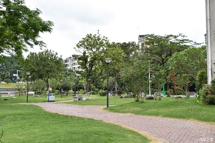 休闲好去处万江公园