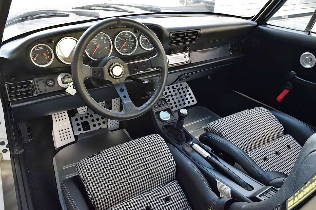 保时捷porsche911rwb是不是很漂亮