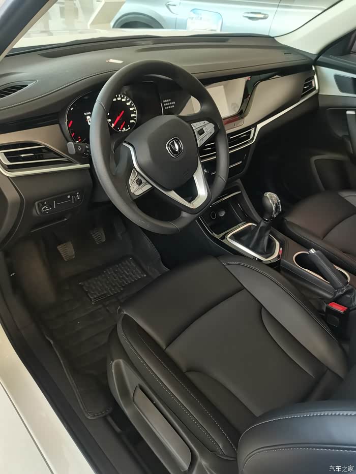 【图】看新35plus荣耀百万版_长安cs35plus论坛_汽车之家论坛