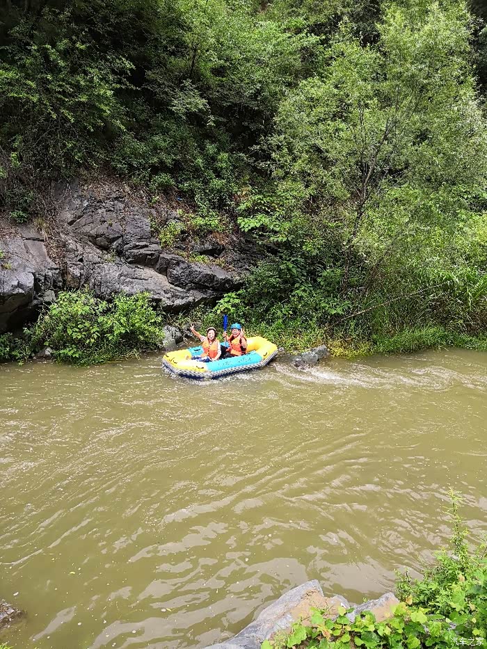 清凉一夏双龙湾漂流