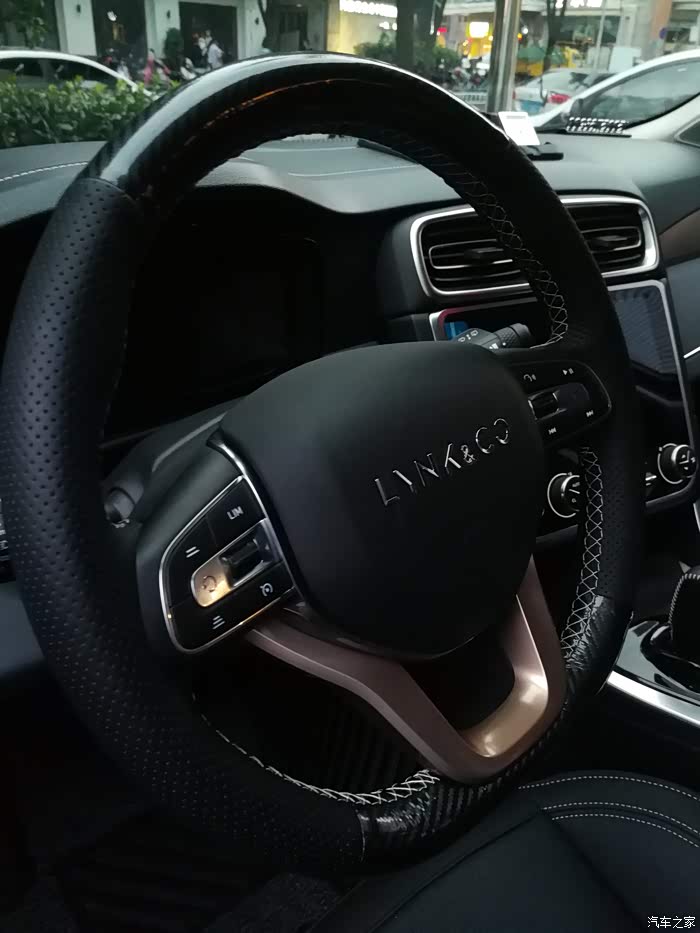 领克01的方向盘详解及加装手缝方向盘套秦领大队陕西车友会