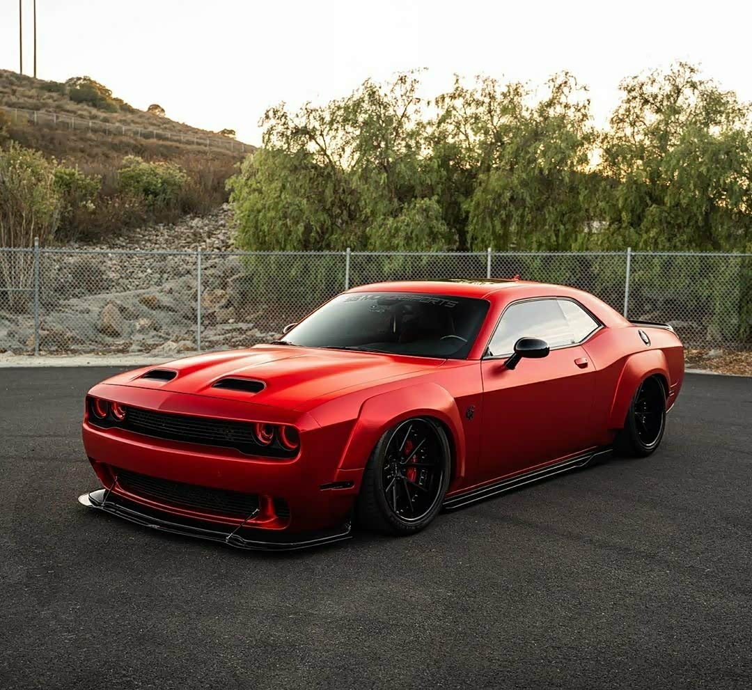 道奇挑战者srt hellcat