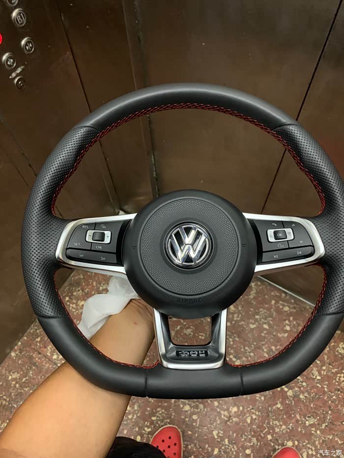 出个gti方向盘版主留情谢谢