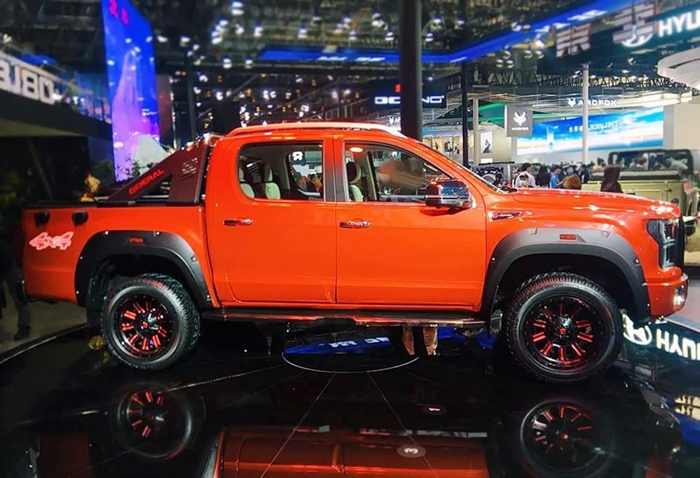 这辆车是2020年北京车展上北汽福田首发亮相的福特大将军皮卡