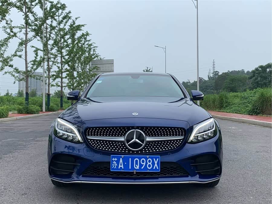 蓝色大标奔驰c级,这才是年轻人喜欢的样子!