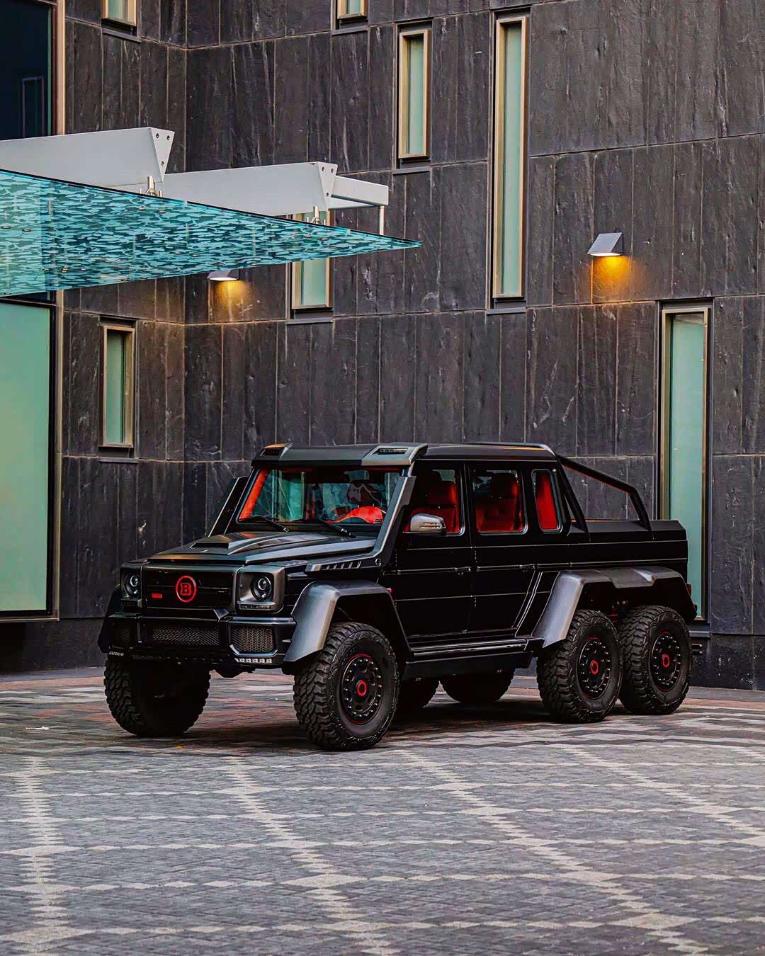 【图】brabus 700 6x6开上它去想去的地方撒野吧_博速论坛_汽车之家
