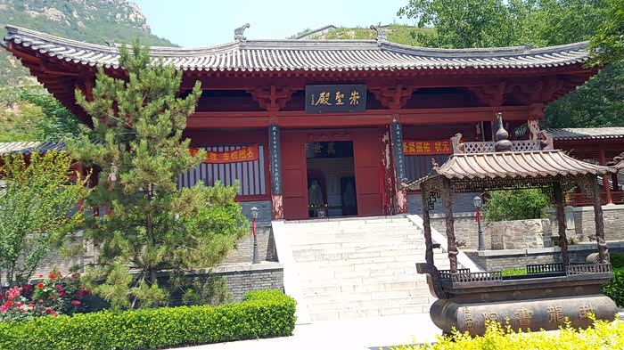 石家庄cs35车友会车友作伴同游封龙山上的封龙书院