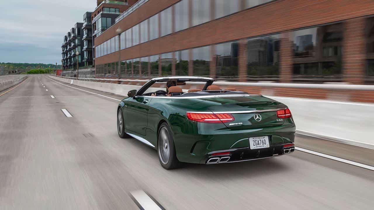 amg s63 敞篷,这个绿色蛮好看.