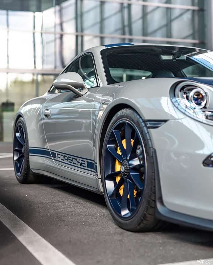 【图】保时捷911r,蓝色条纹拉花有点好看_保时捷911论坛_汽车之家论坛