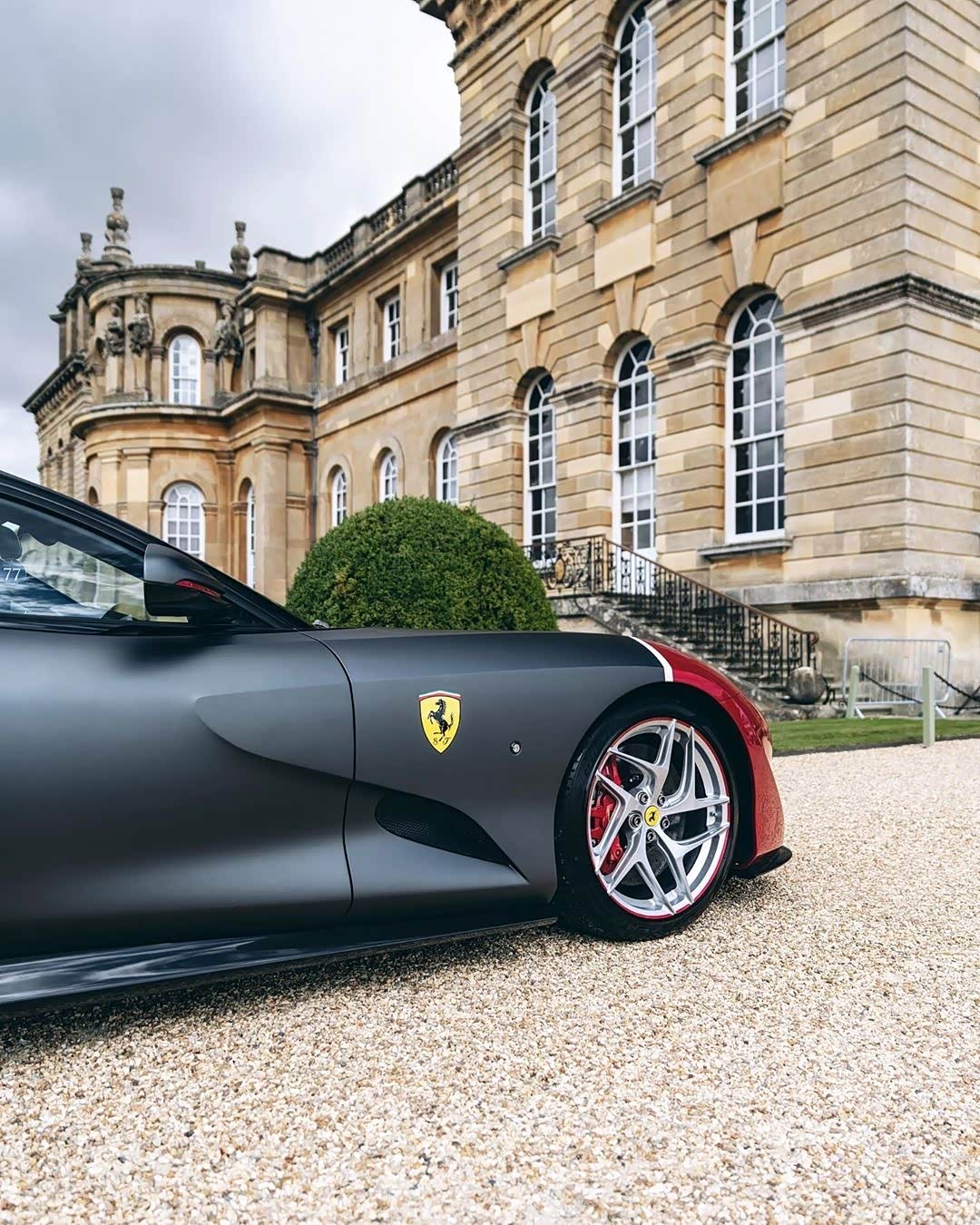 ferrari sp3jc 梦幻般的色彩.