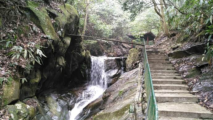 开着大七勇闯龙潭——浏阳龙潭风景区徒步登峰记