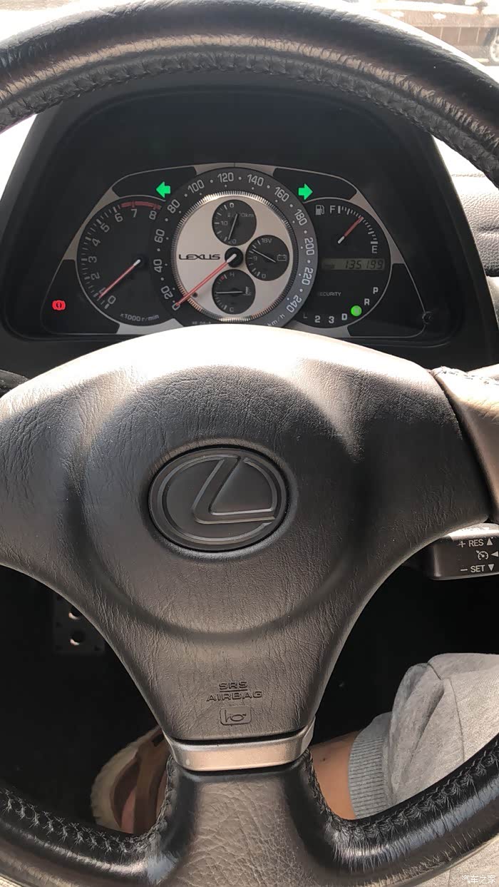 已售情怀毒物尾期原装黑内咬地鲨is200