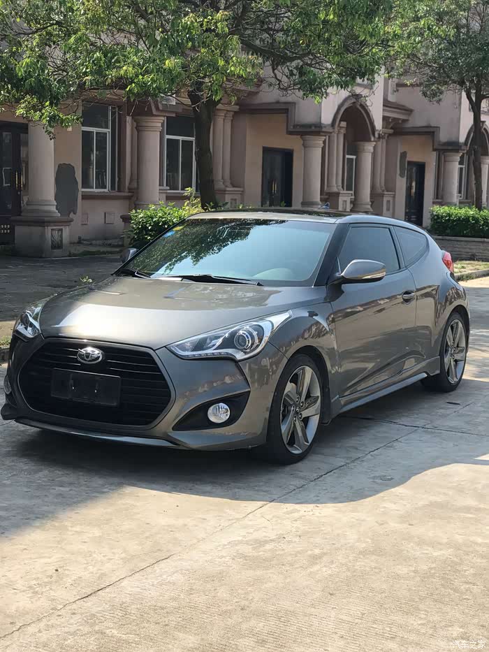 进口小钢炮13年现代飞思16t旗舰版