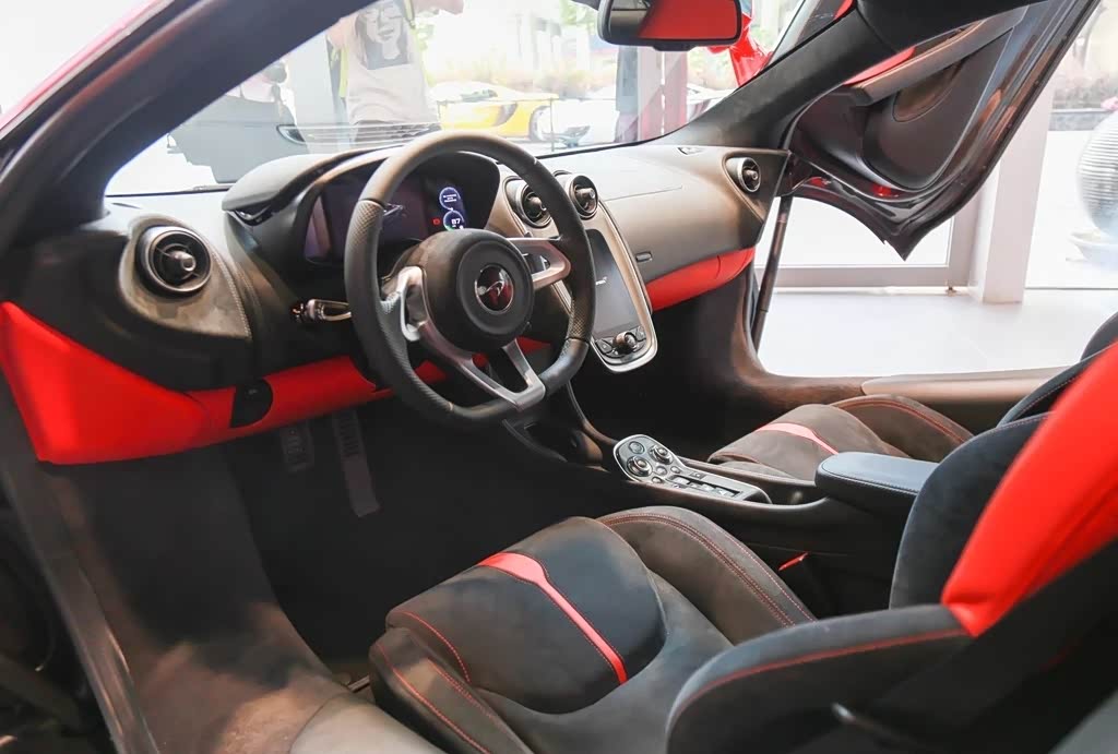 【图】540c的内饰看着挺精致_迈凯伦论坛_汽车之家论坛