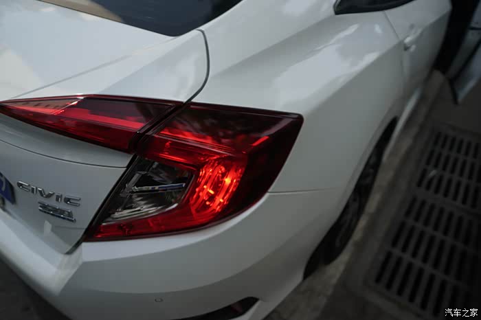 东风本田思域#大雁塔北广场的夜晚