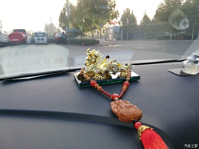 【图】摆个麒麟,效果看着不错_启辰d60论坛_汽车之家论坛