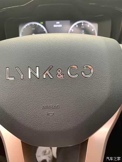 高质感家用好车,分享领克01用车的幸福生活