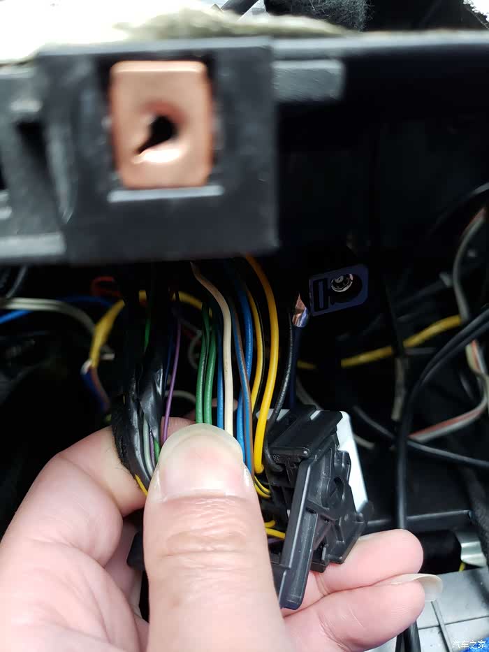 12新君越 cd尾线定义