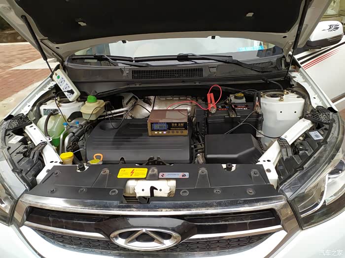 给新换的电瓶充个电