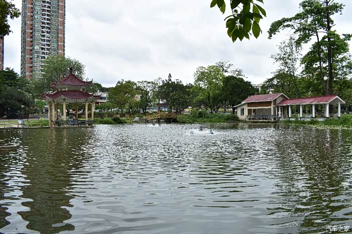 休闲好去处万江公园