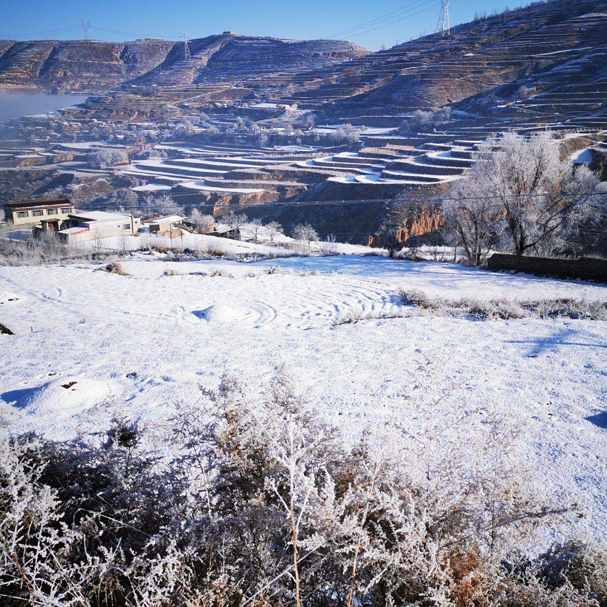 黄土高原雪景图片高清图片