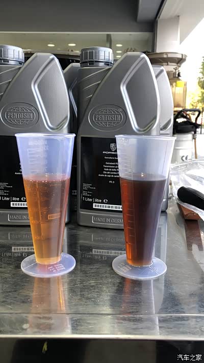 新旧变速箱油对比