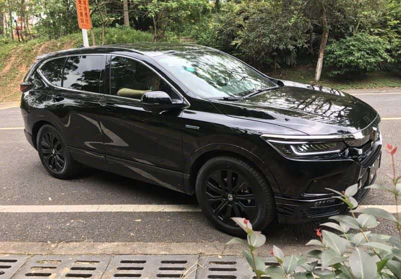 本田皓影-黑色霸气十足!有黑武士风范!