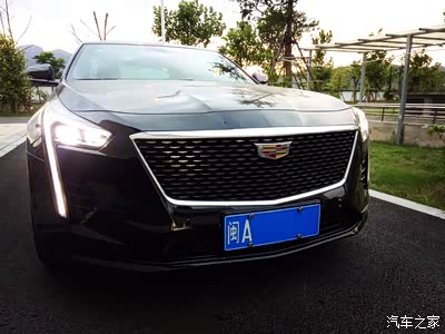 性价比超高的凯迪拉克c t六