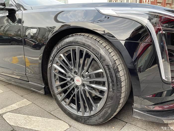 出一套锻造19寸轮毂